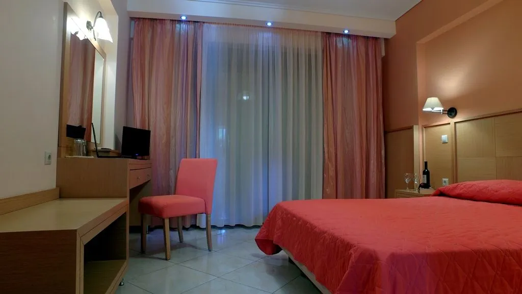 Double or Twin Room with Sea View