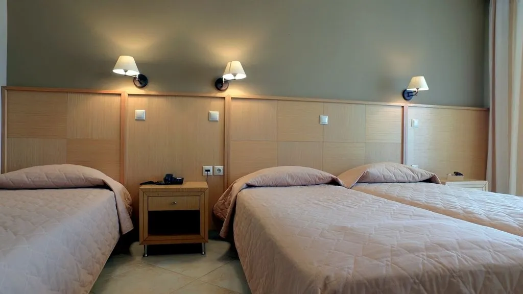 Triple Room