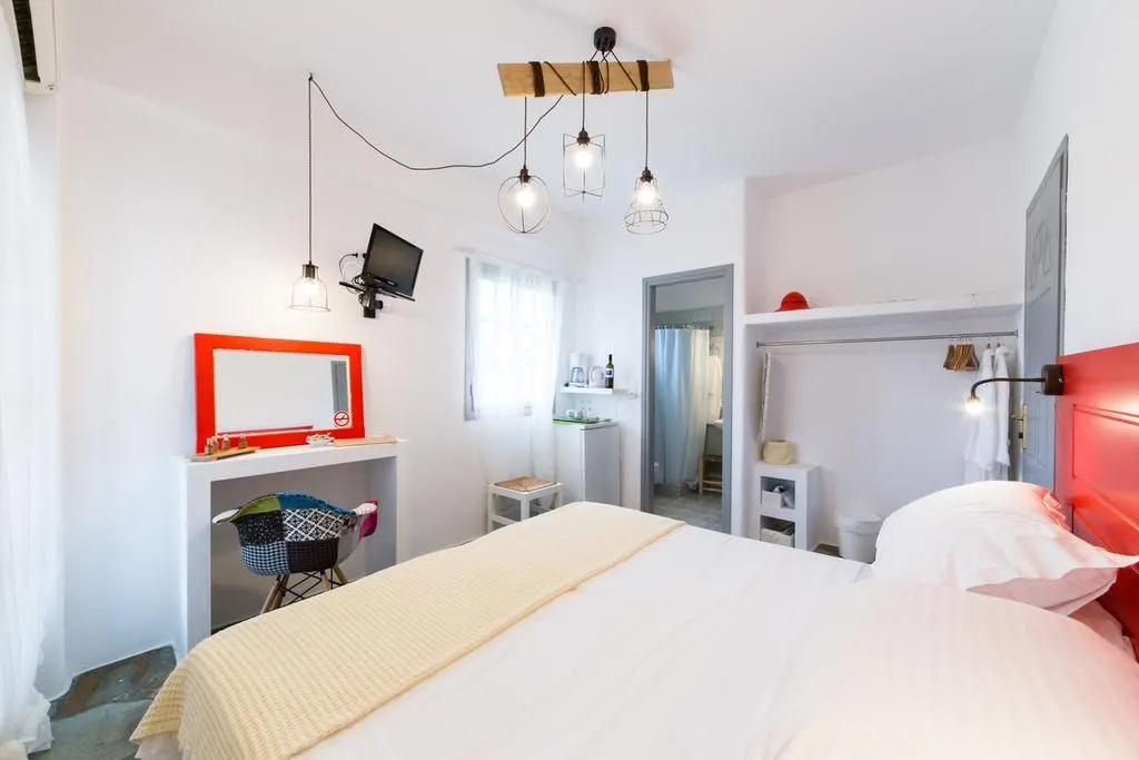 Standard Double Room [Red]