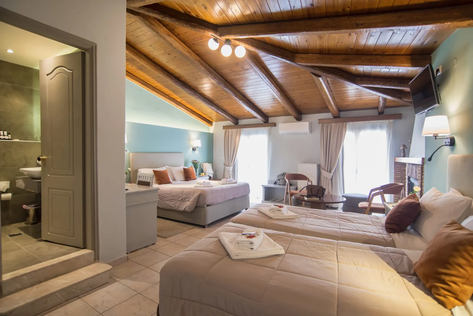 Premium Roof Top Suite with Spa Bath Suite