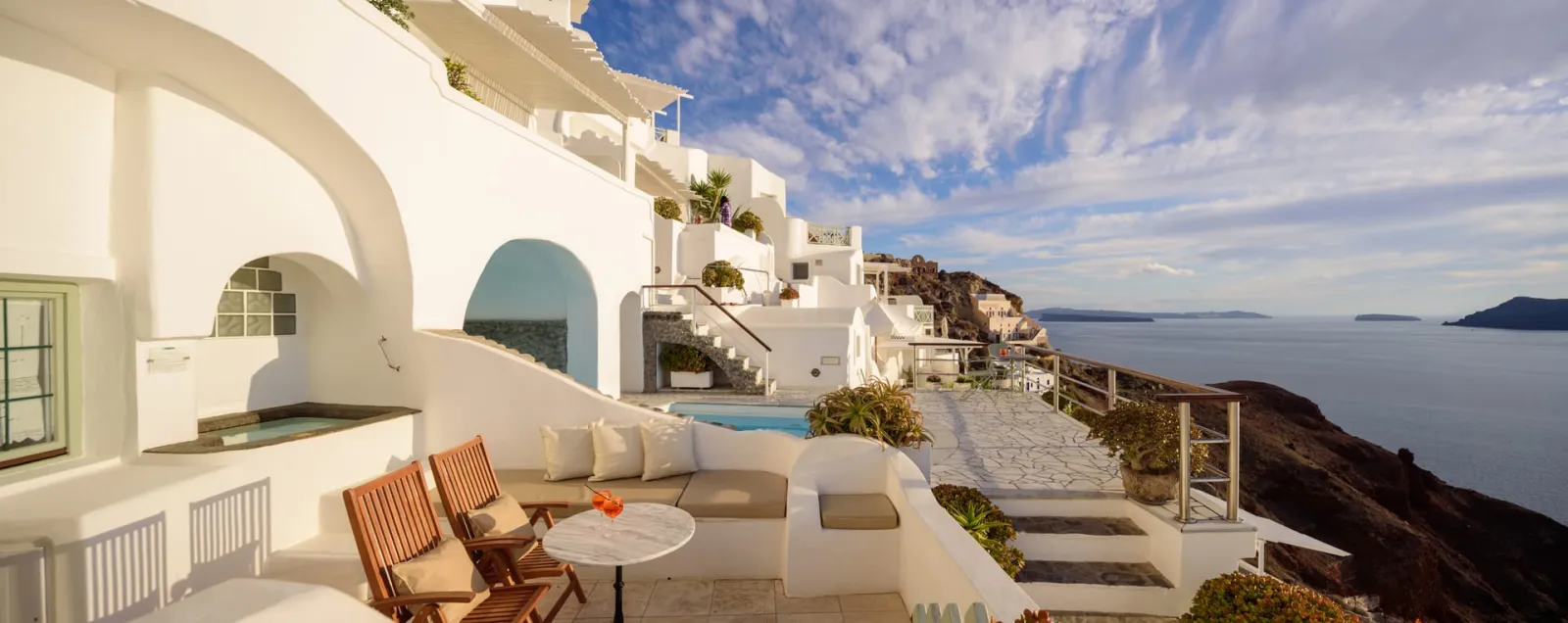 Superior Suite with Private Whirlpool & Caldera View