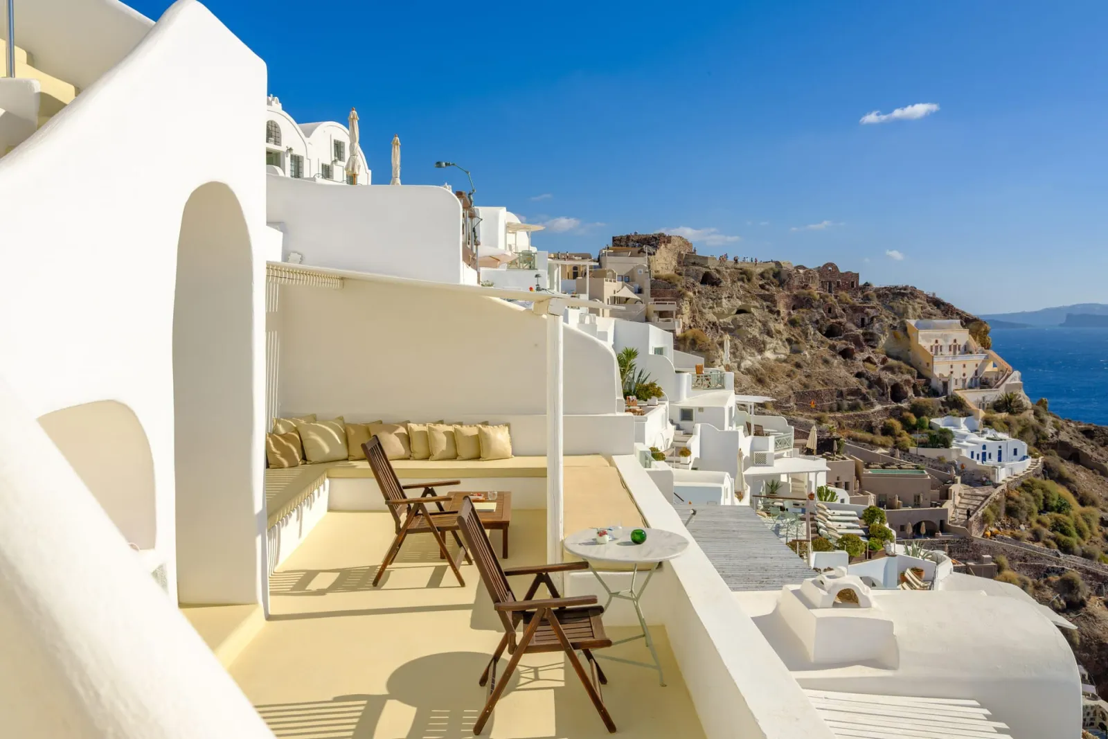 Senior Suite with Private Whirlpool &amp; Caldera View