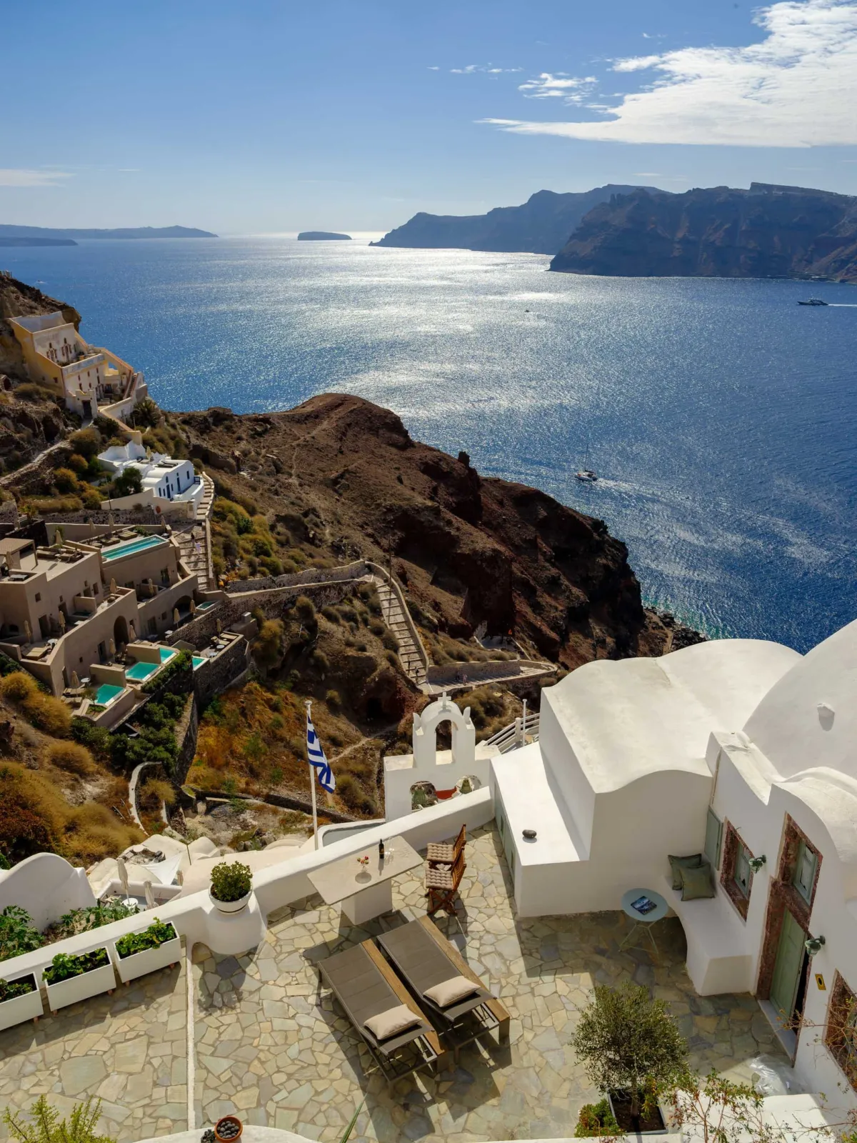 Summer Lovers Villa with Private Whirlpool & Caldera View