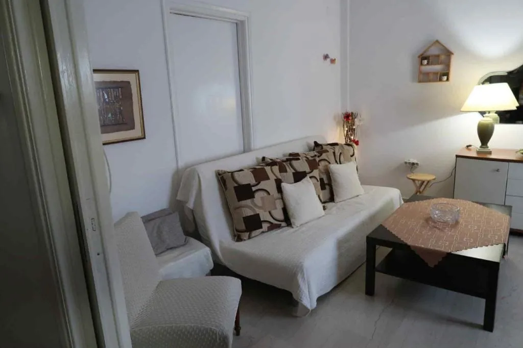 ChrysAnna Apartment