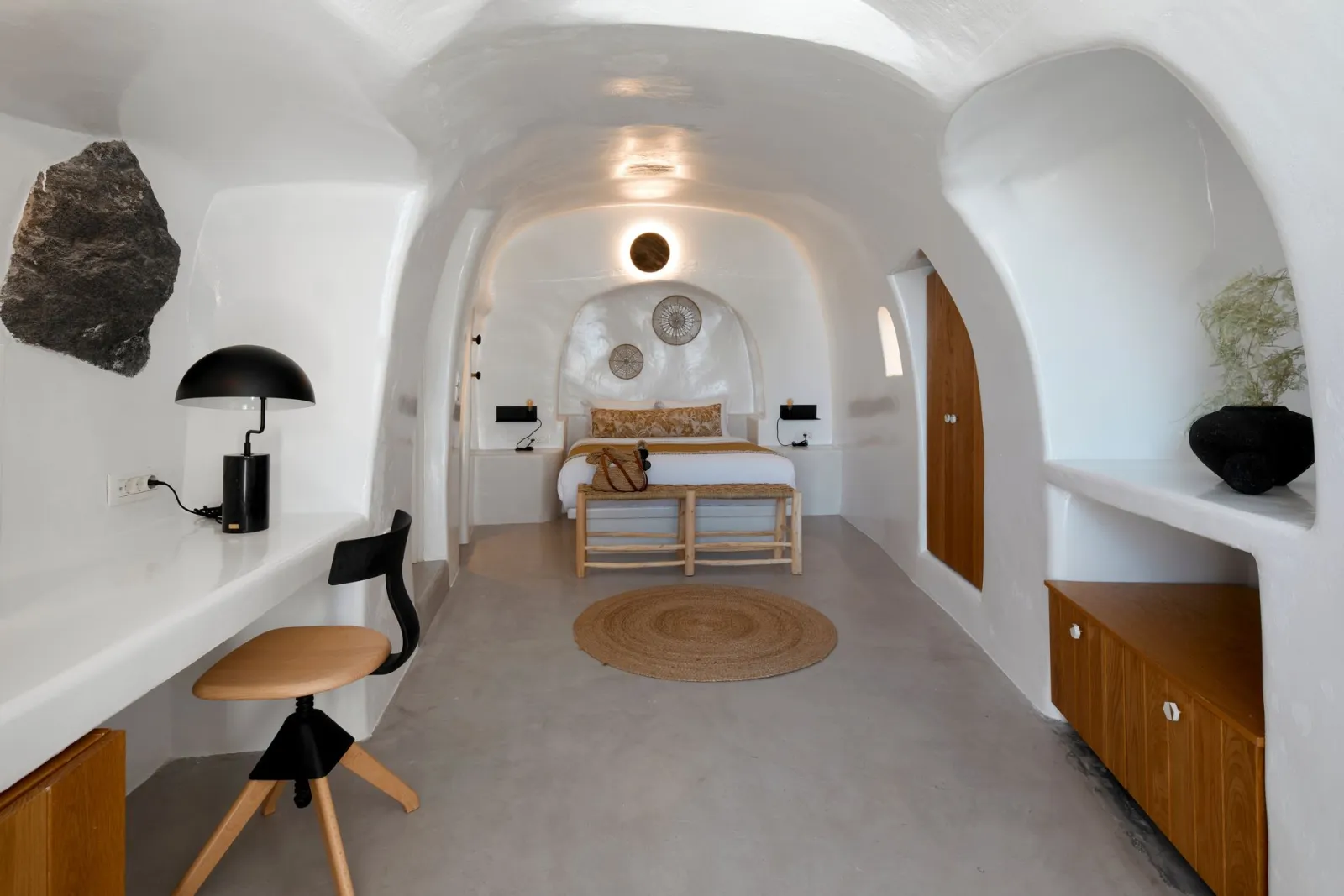 Cave Suite with outdoor heated private Jacuzzi