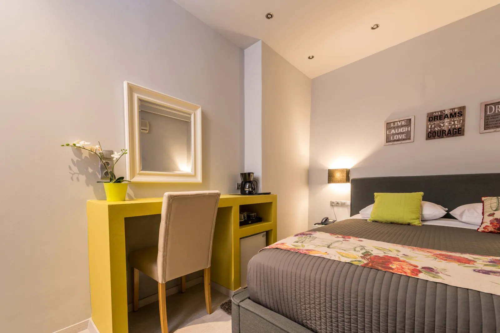 Dream - Single or Double Room