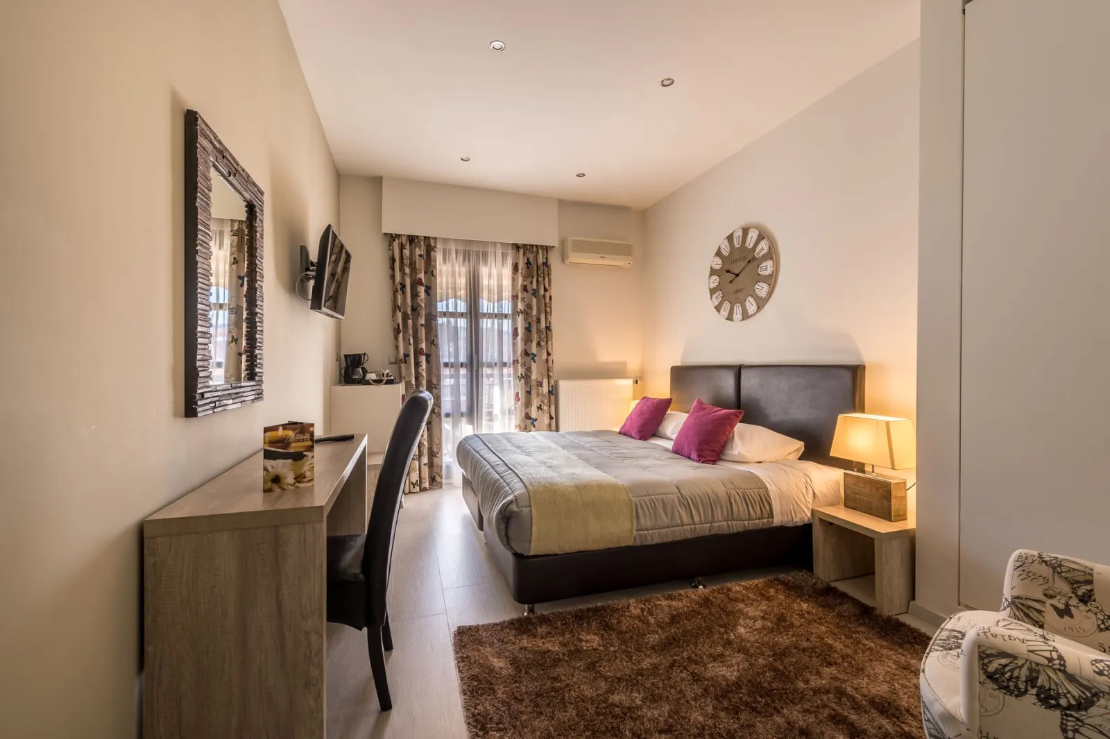 Butterfly - Double or Twin Room