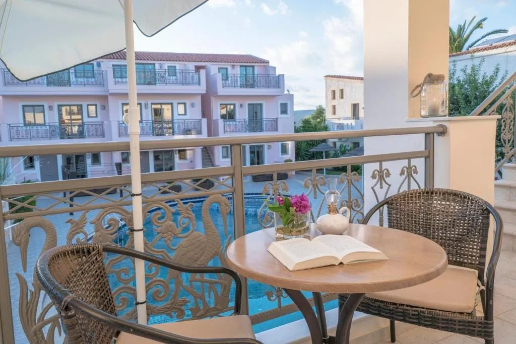 Superior Maisonette with Pool View