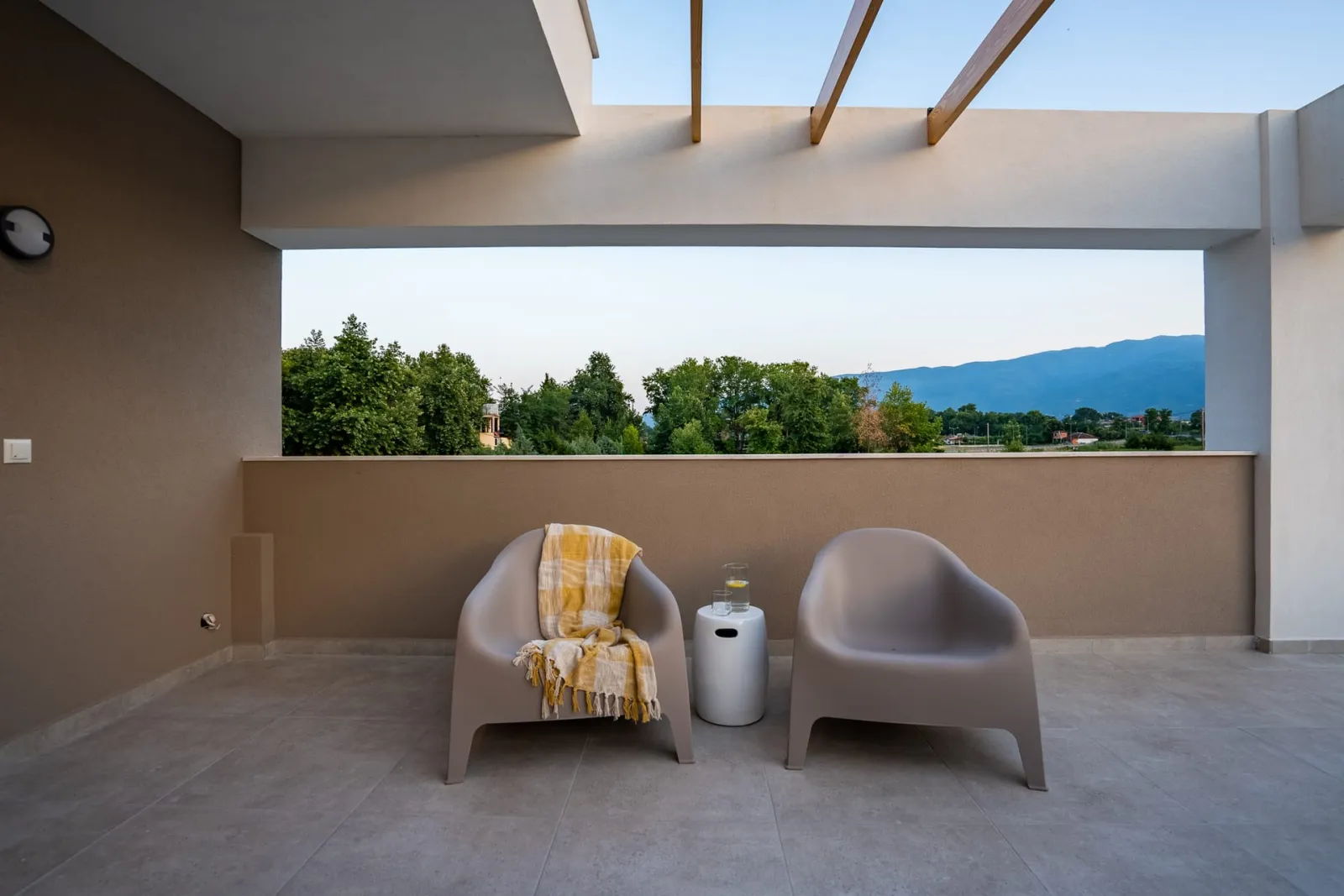 Comfort Triple Room - Mt. Olympus View