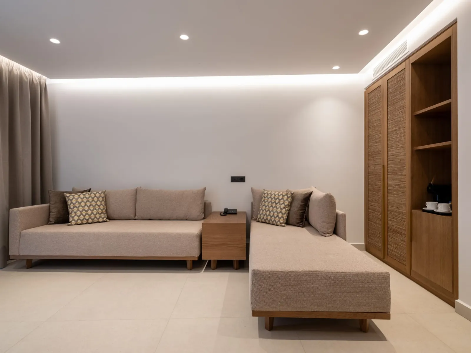 Suite with Hot Tub