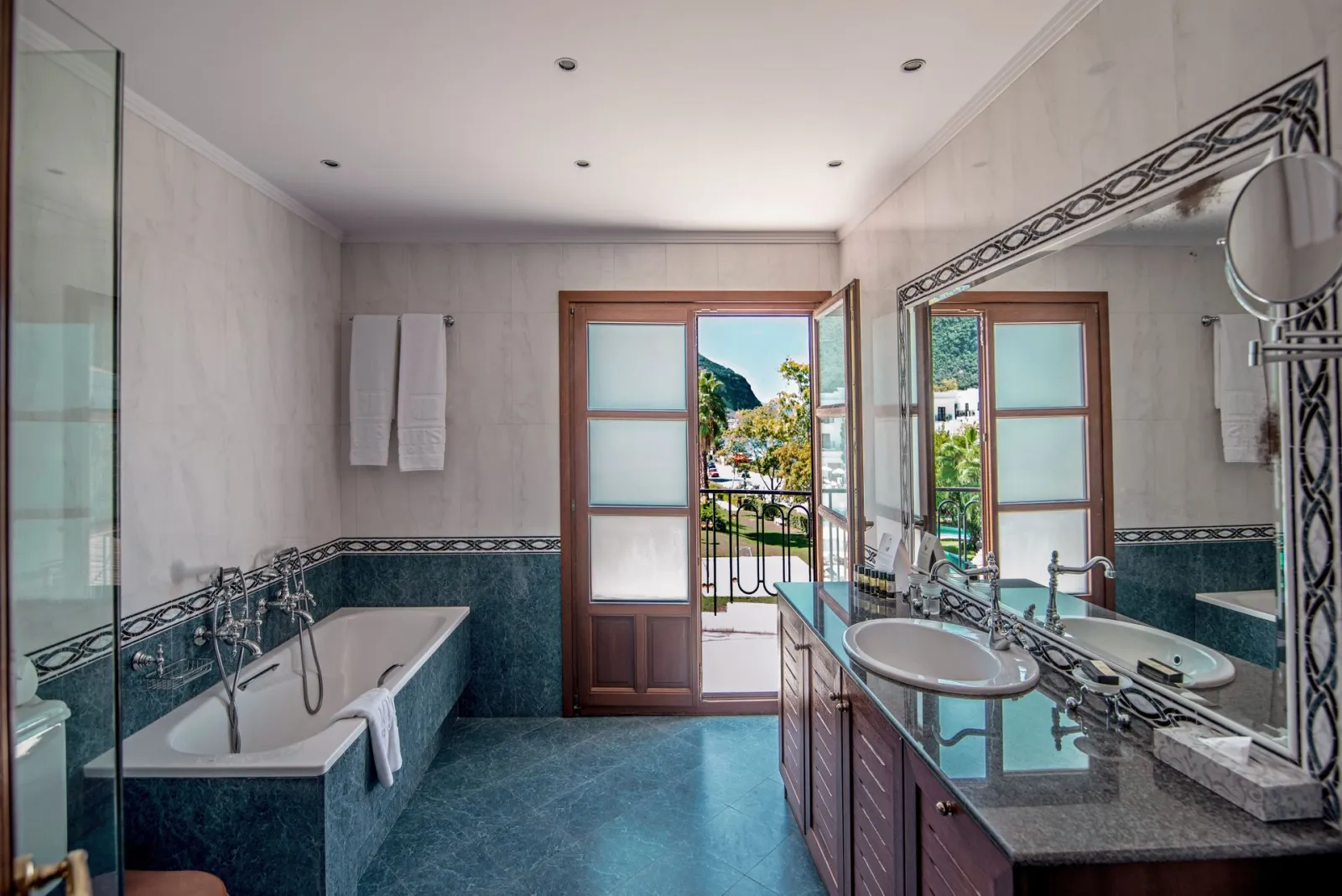 Superior Suite