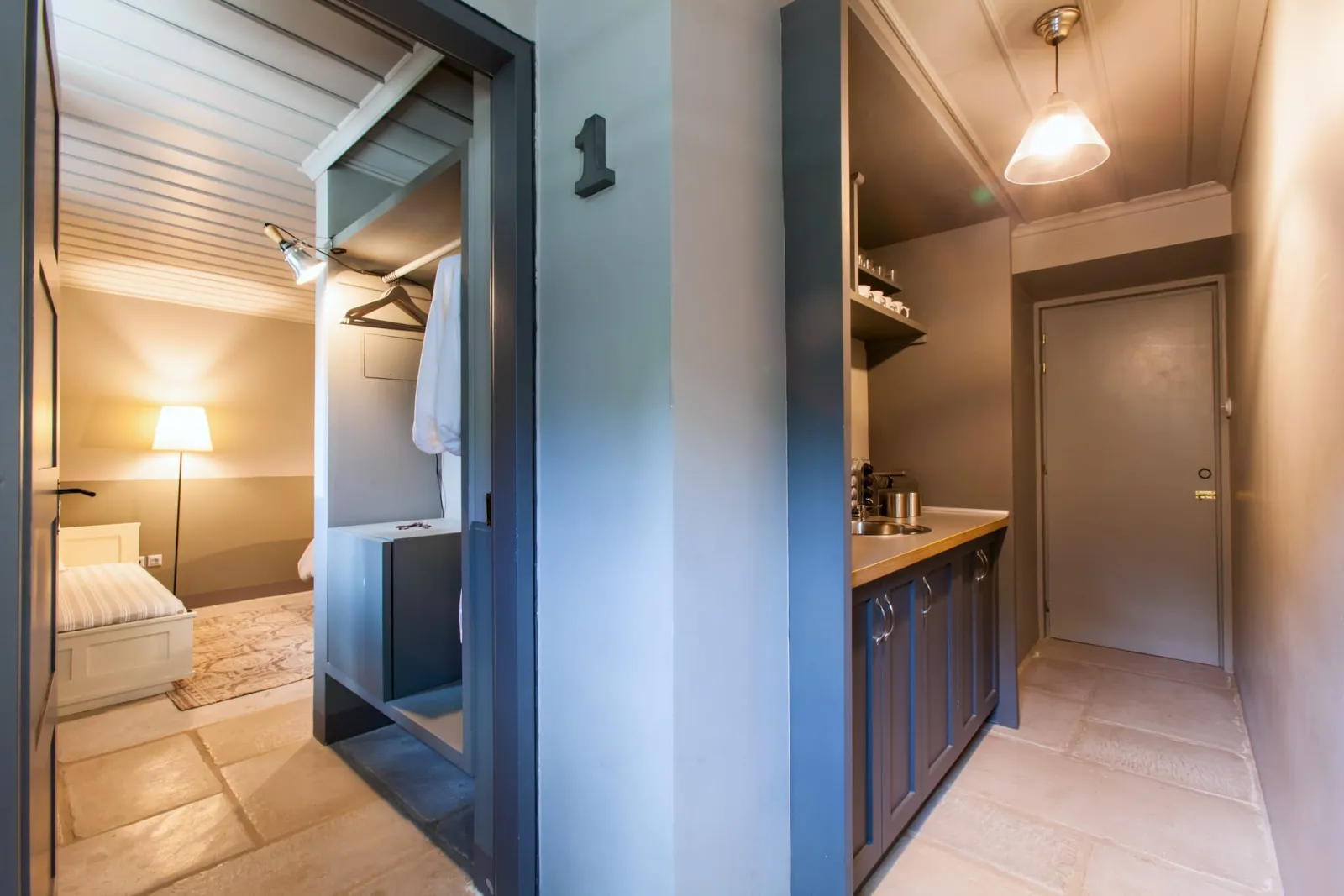 Khaki Room