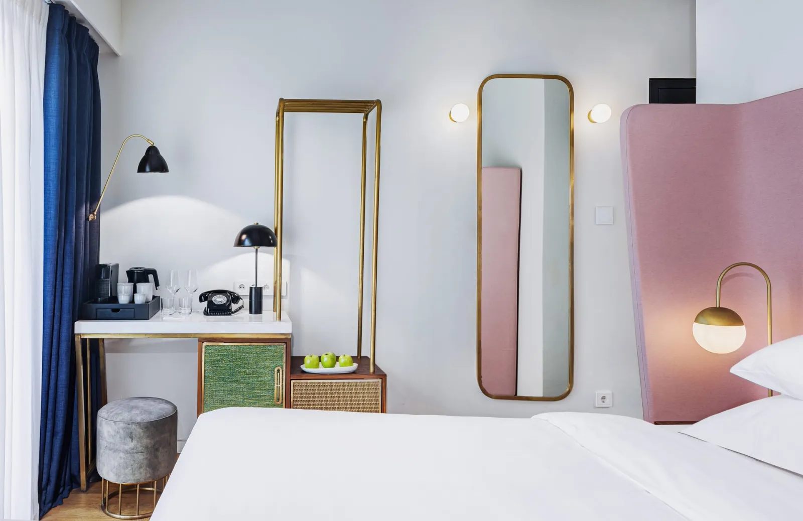 Juliet Petit Room