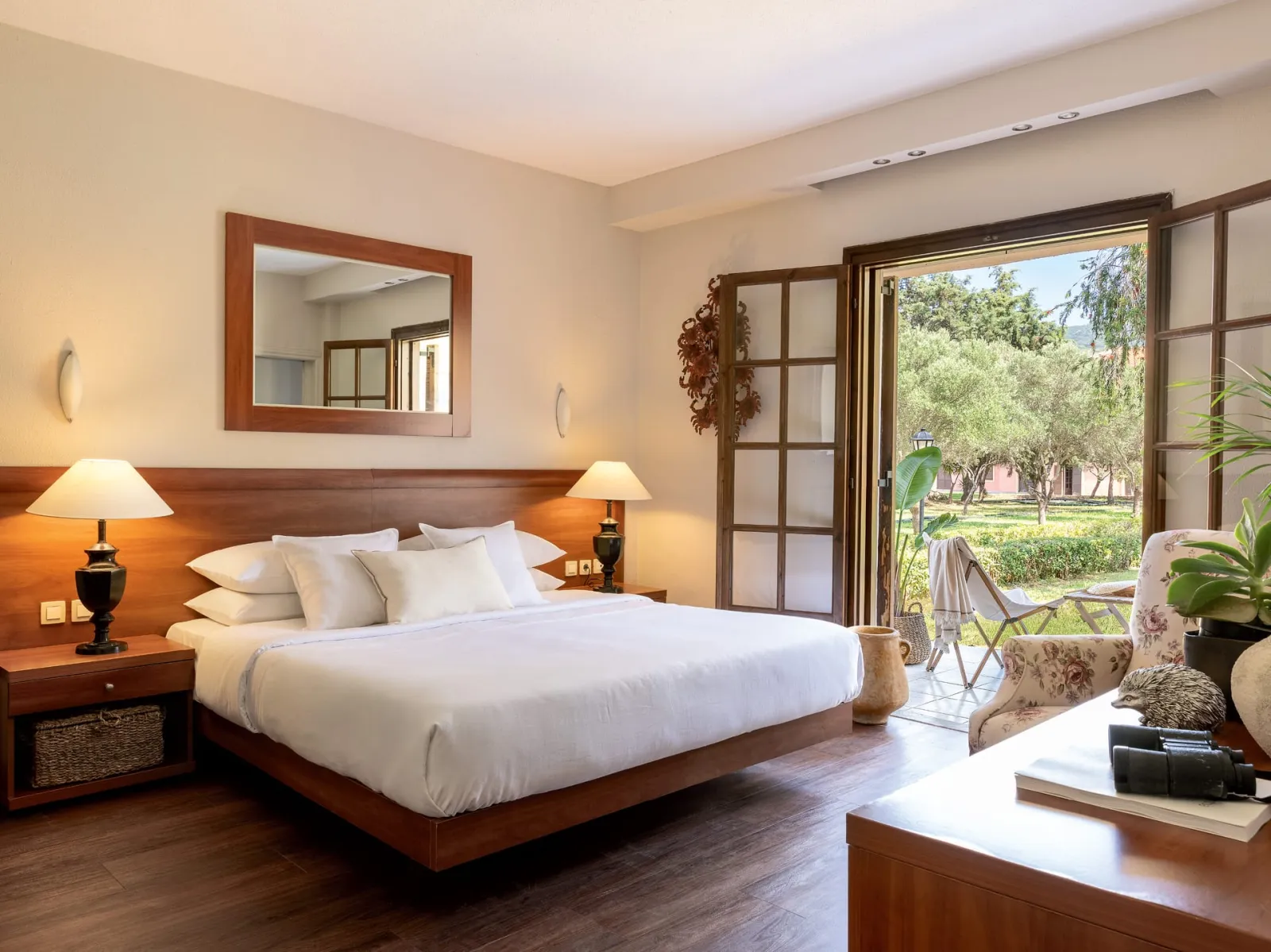 Family Interconnecting Apartment with Veranda