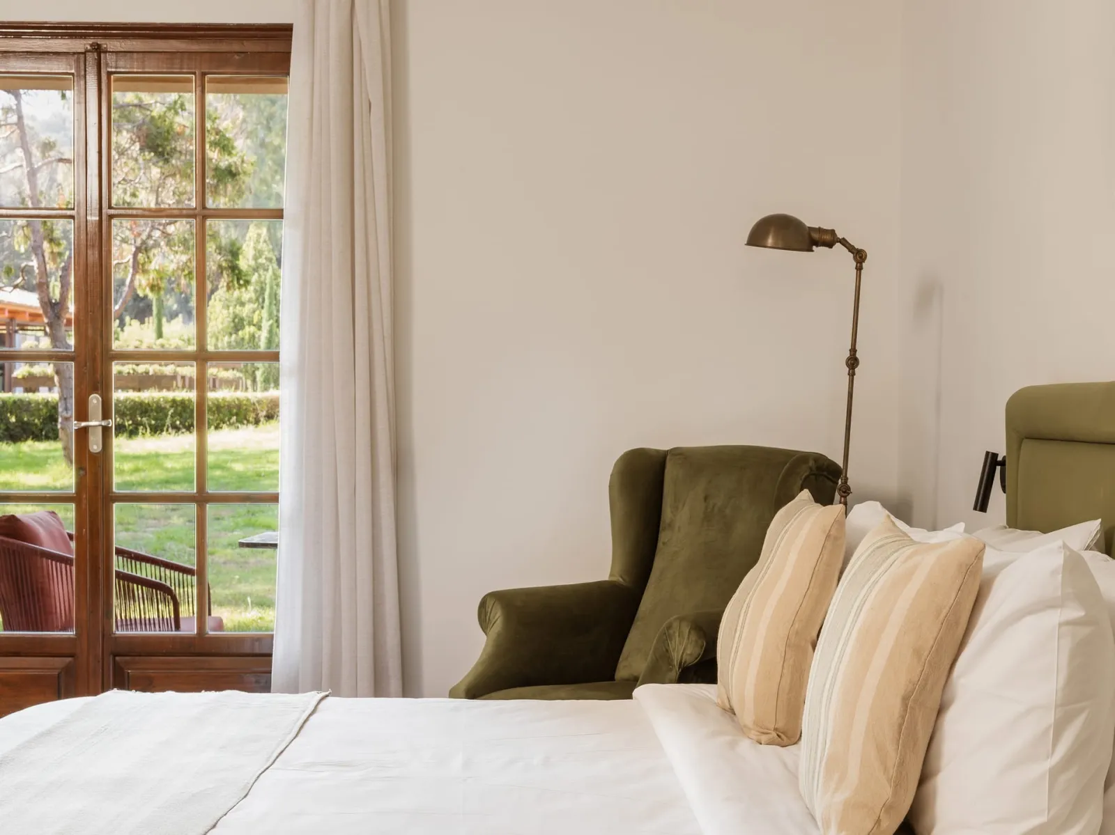 Family Interconnecting Apartment with Veranda