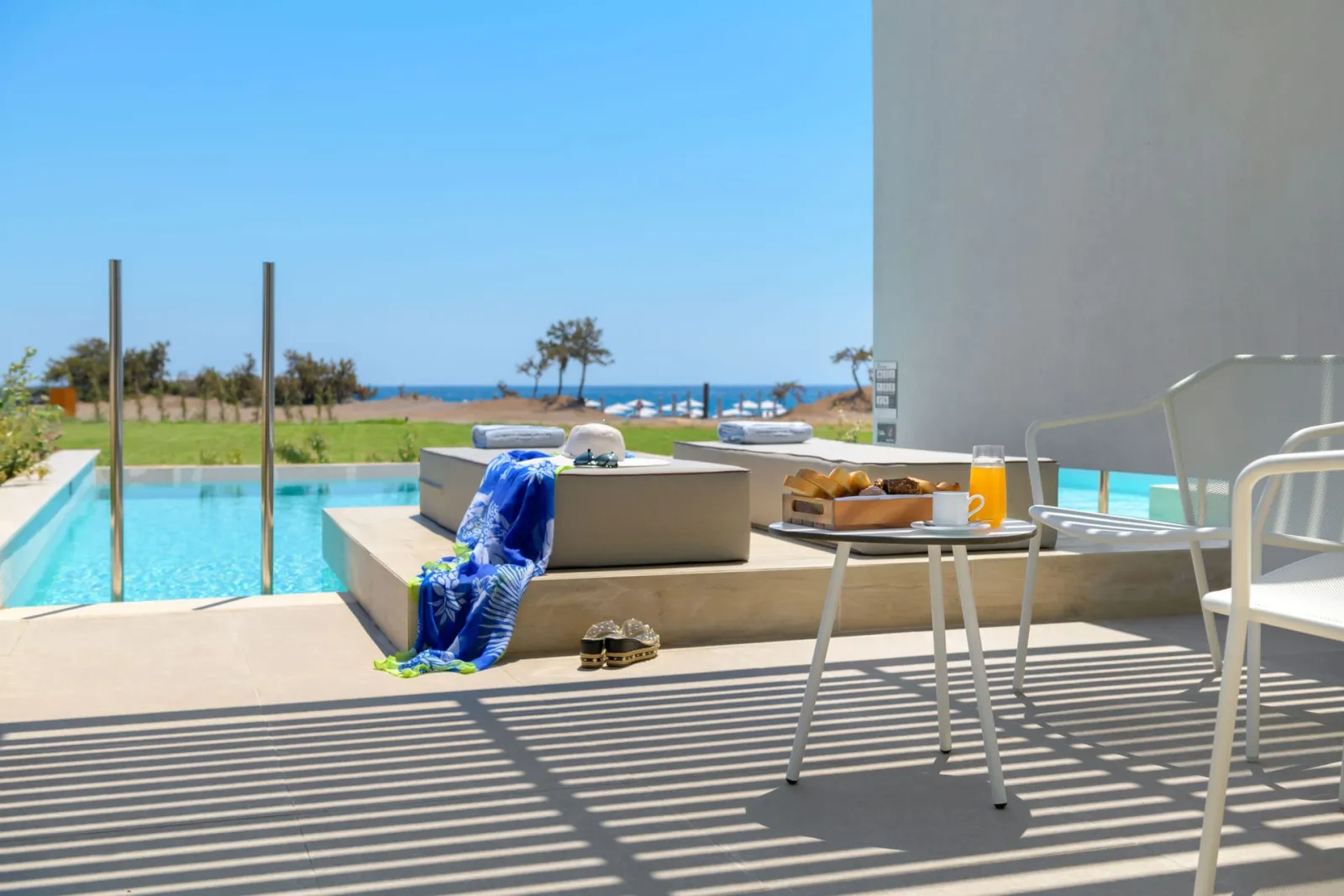 Junior Suite with Private Pool Beachfront