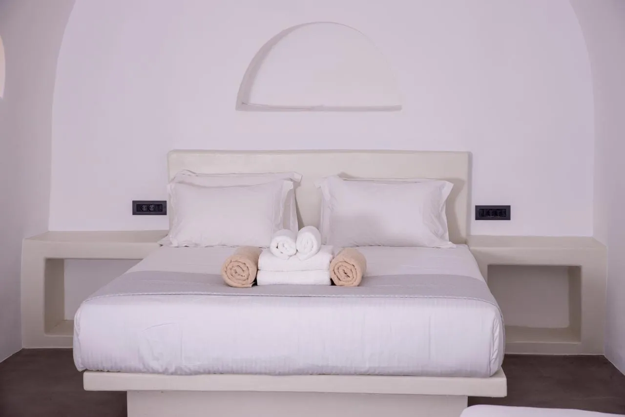 Cave Suite