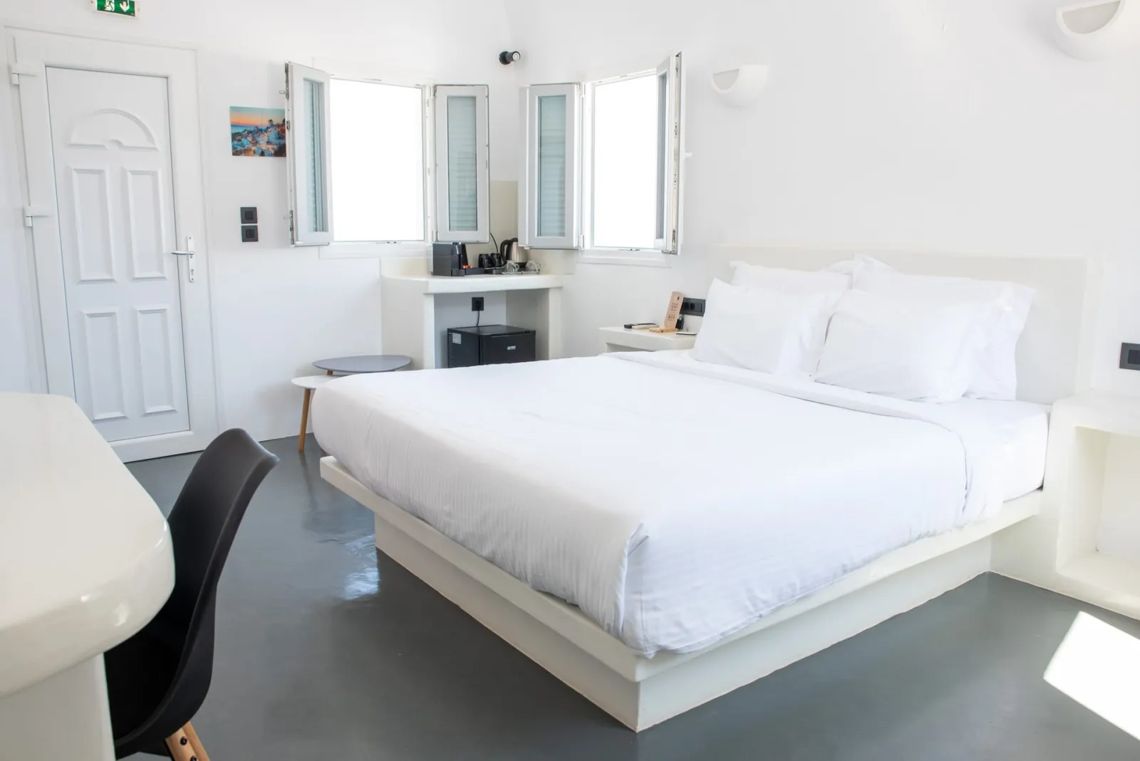 Premium Private Suite with Jetted Pool Terrace &amp; Sea View