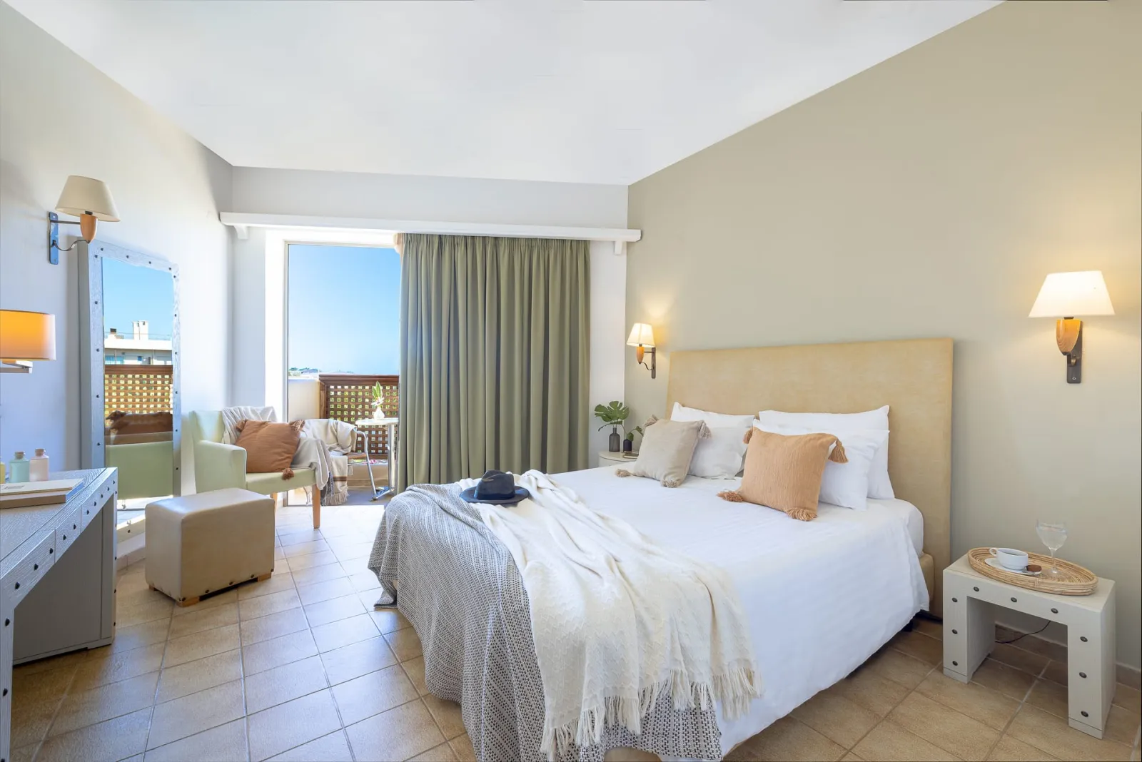 Double/Twin Room Pool View