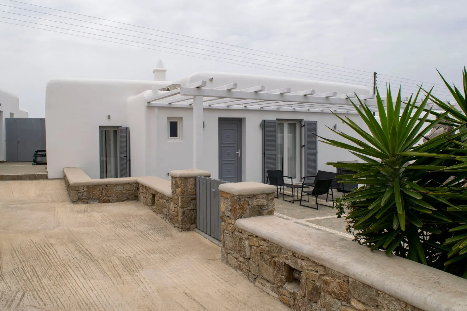 Villa With Outdoor Jacuzzi