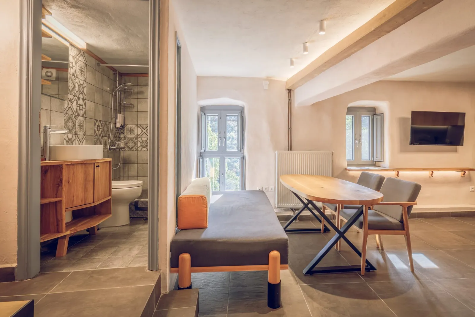 Tholoi - Two-levels Residence