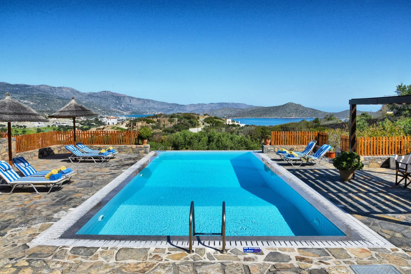 Glan Y Mor Villa