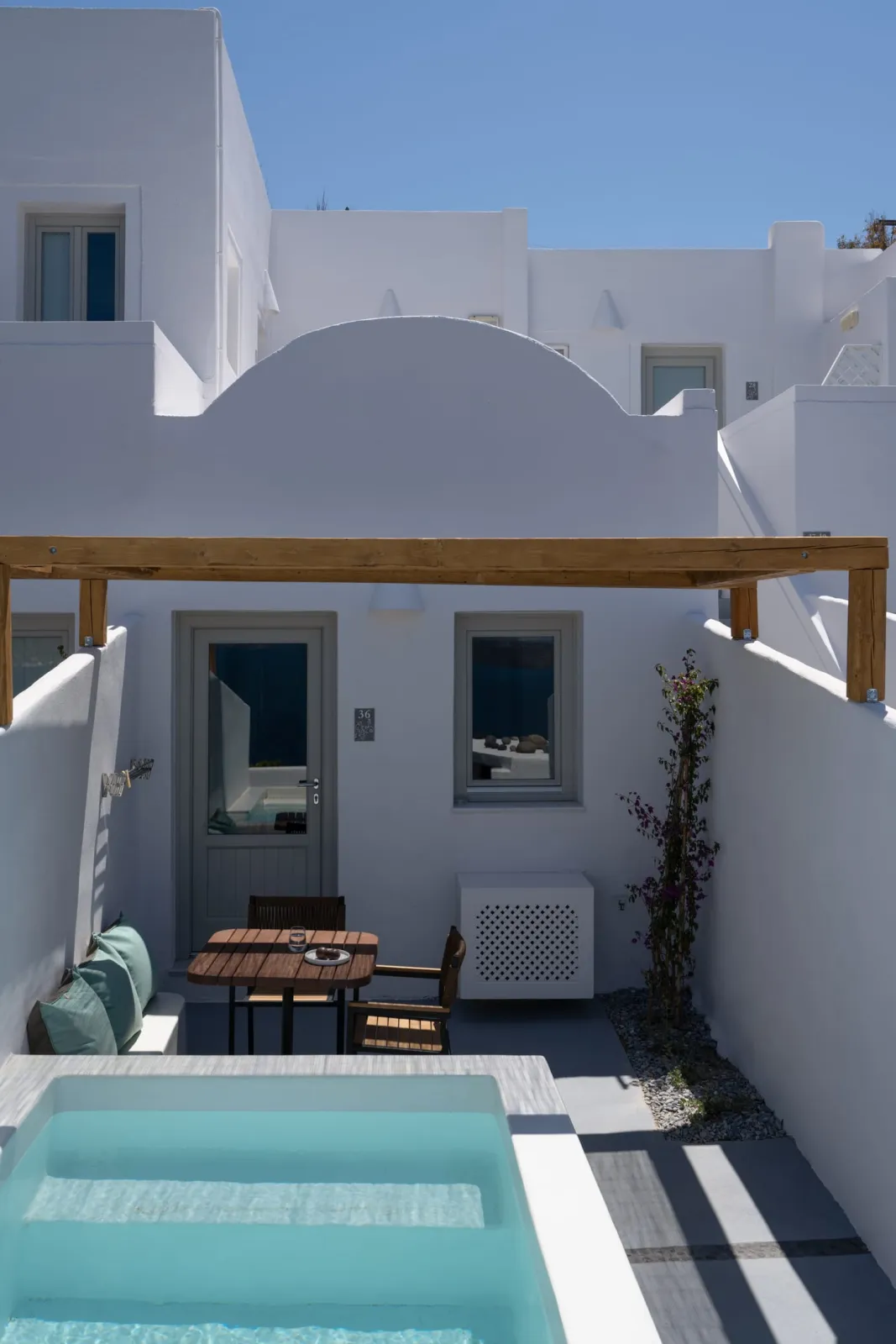 Deluxe Room with Plunge Pool &amp; Caldera View