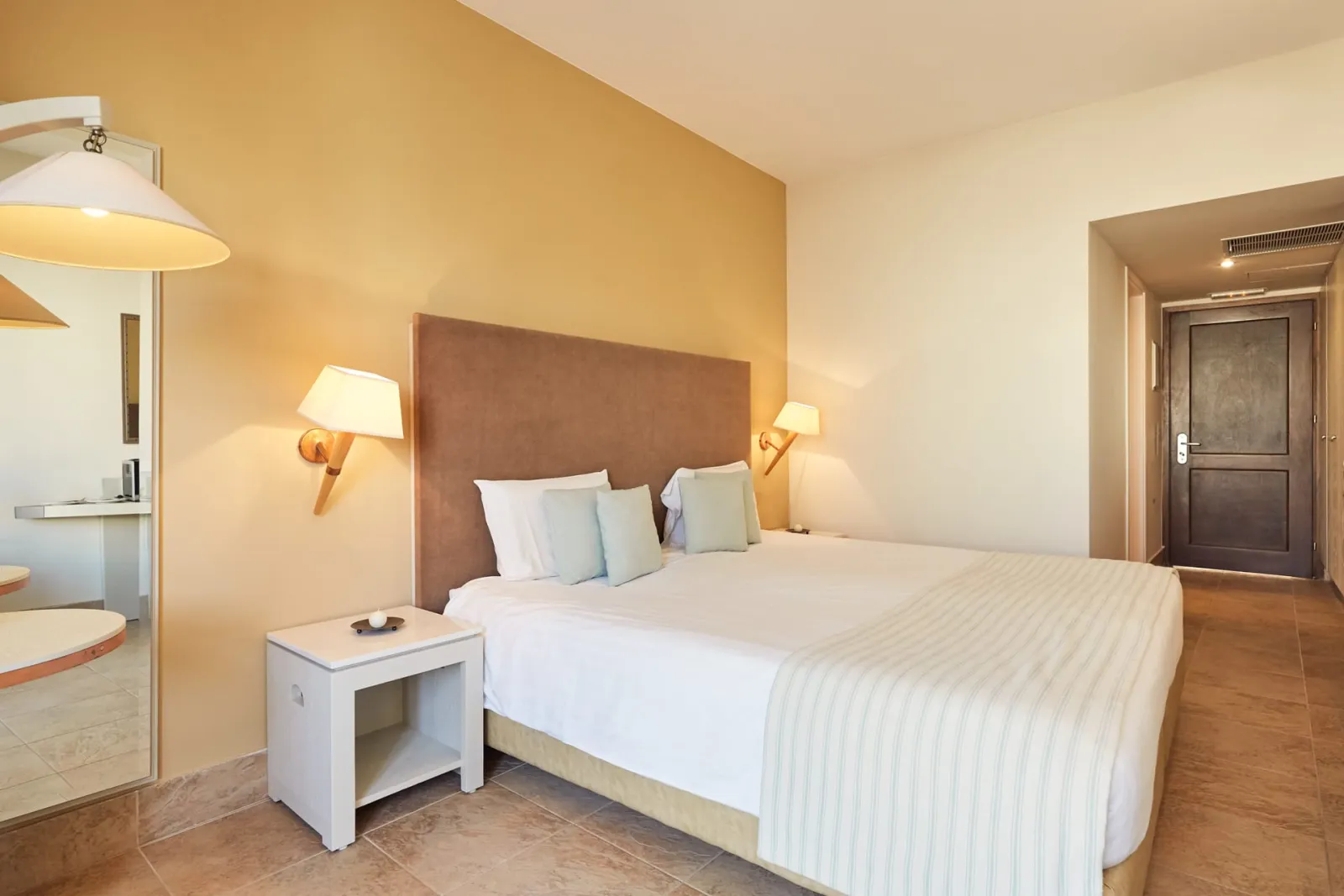 Double | Twin Room Garden View