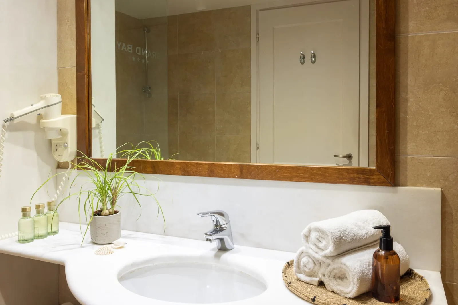 Double | Twin Room Sea View