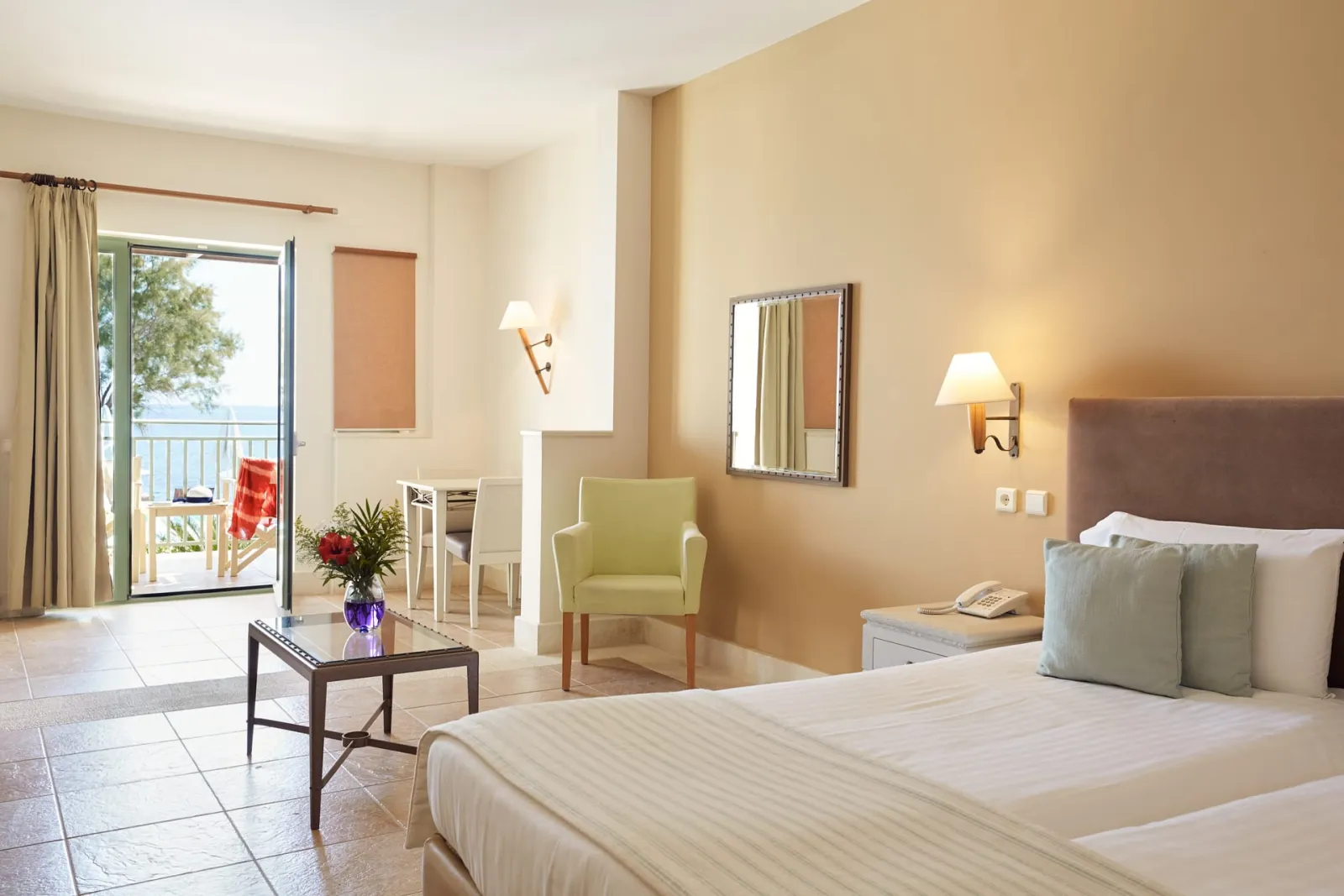 Sea Front Junior Suite Direct Pool Access