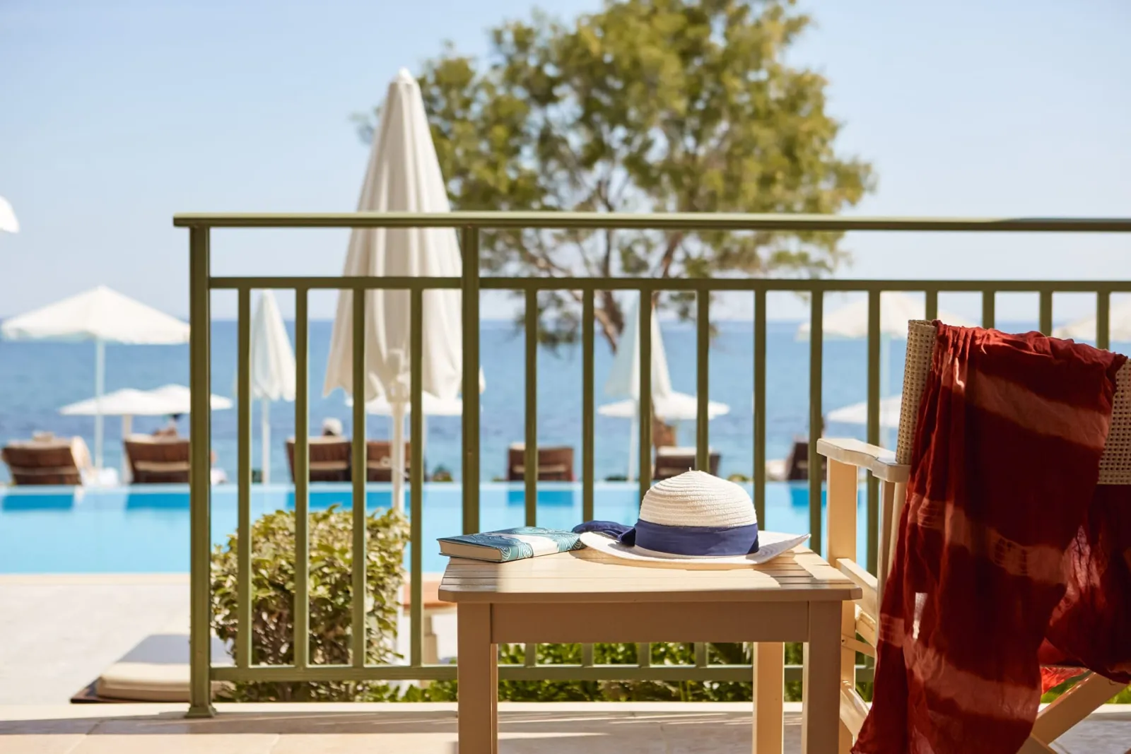 Sea Front Junior Suite Direct Pool Access