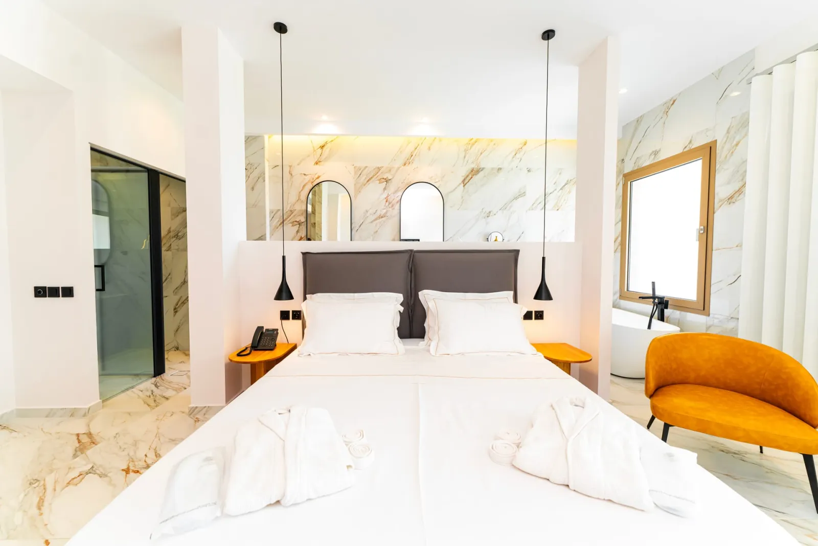 Elegance Suite Double With Garden View With External Private Jacuzzi