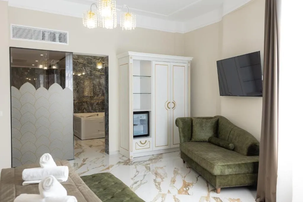 Junior Suite with Jacuzzi