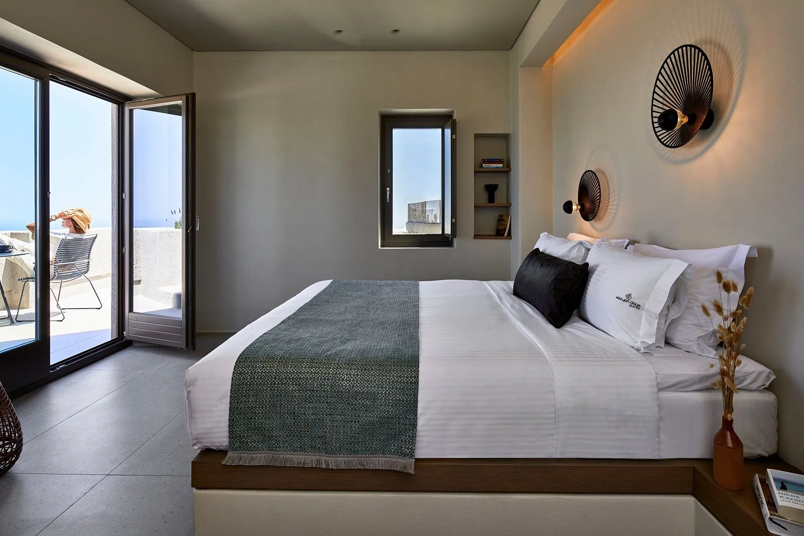 3Sixty Suite with outdoor Hot Tub