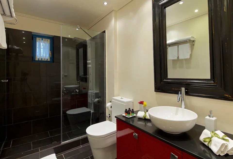 Deluxe Suite with Aircondition – 50m²