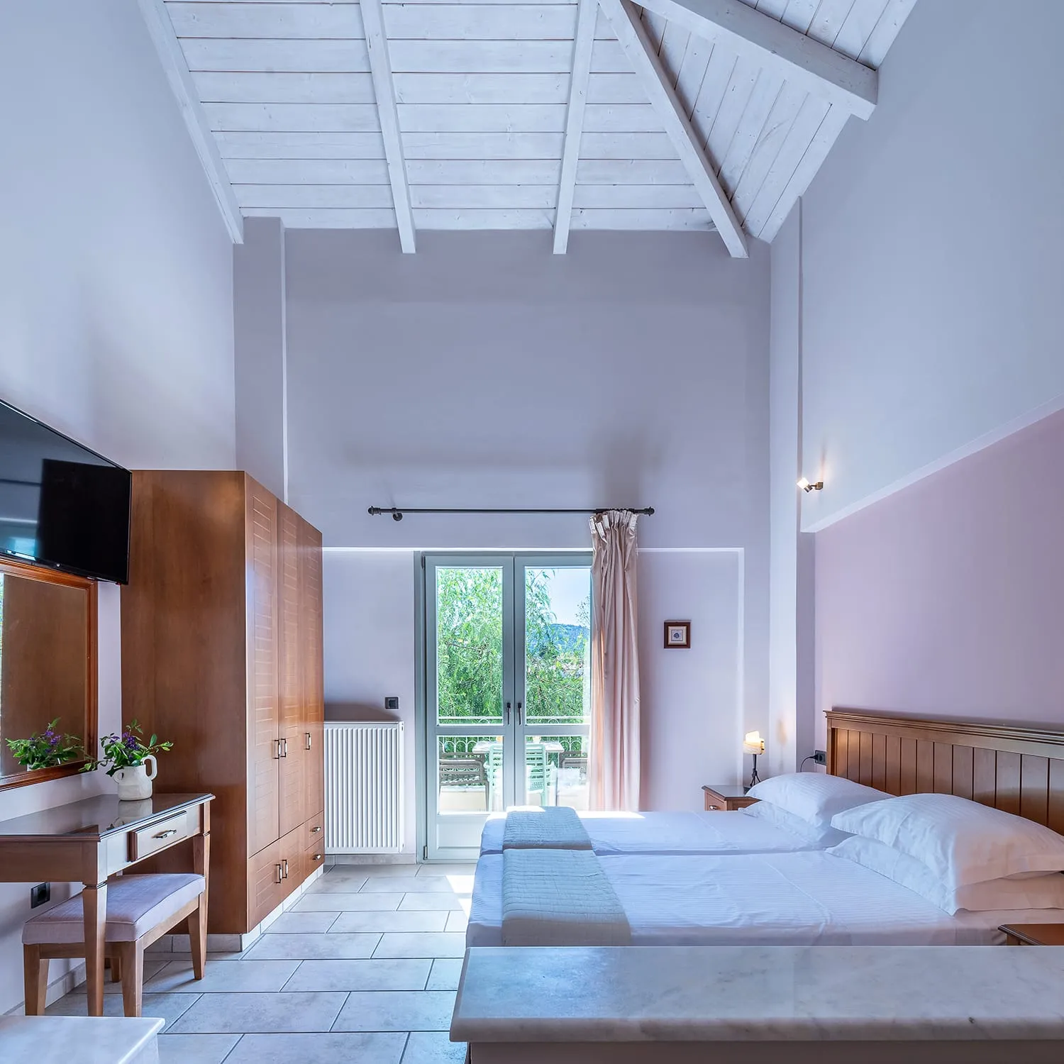 Standard Μaisonettes Nefeli & Kyveli (47m²)