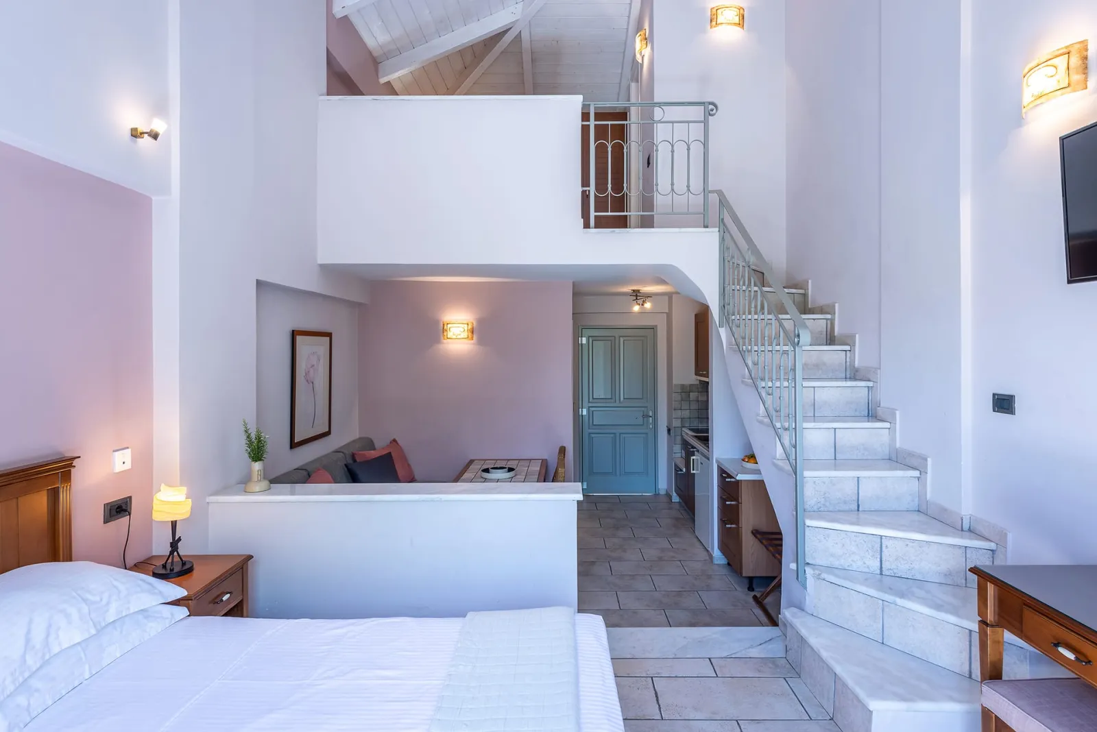 Standard Μaisonettes Nefeli &amp; Kyveli (47m²)