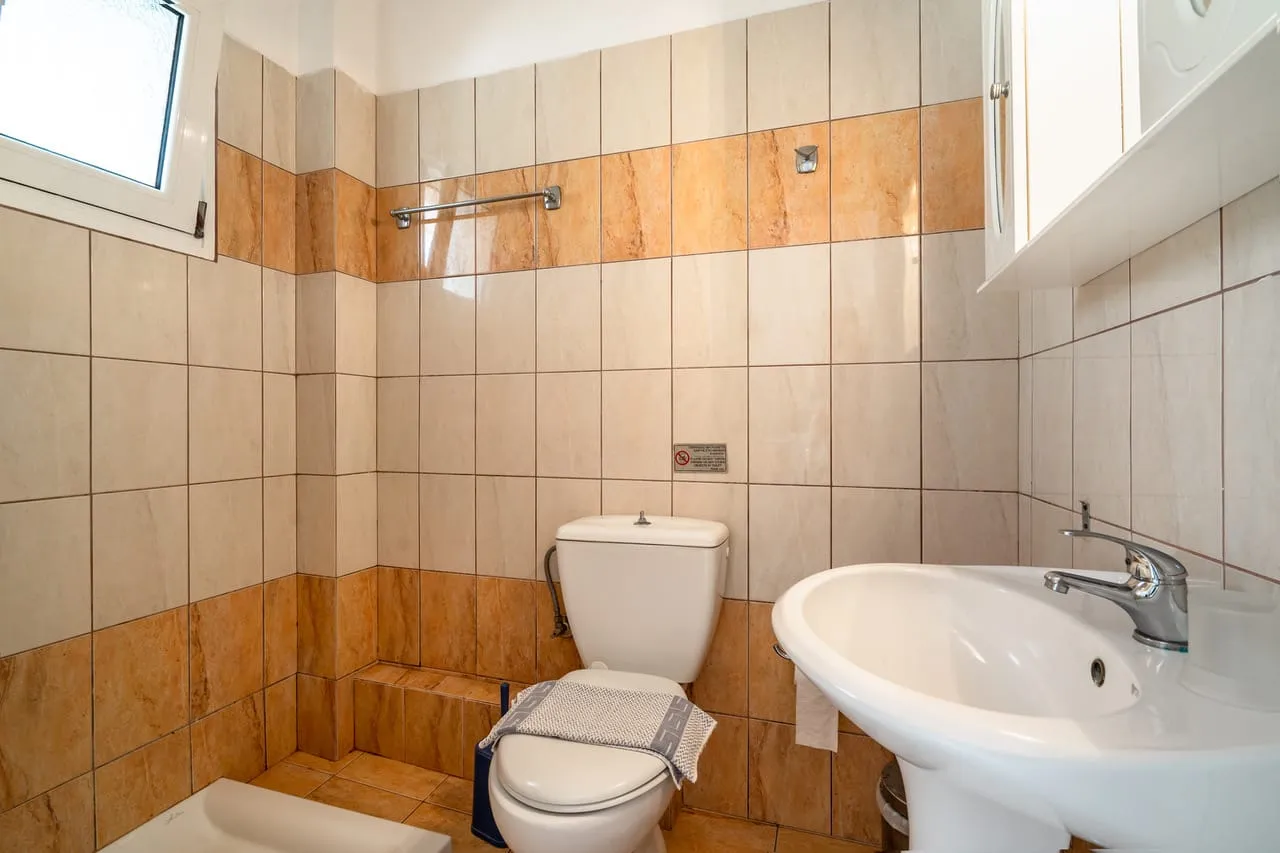 Studio with Garden &amp; Swimming Pool View