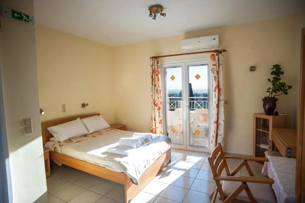 Studio with Sea View