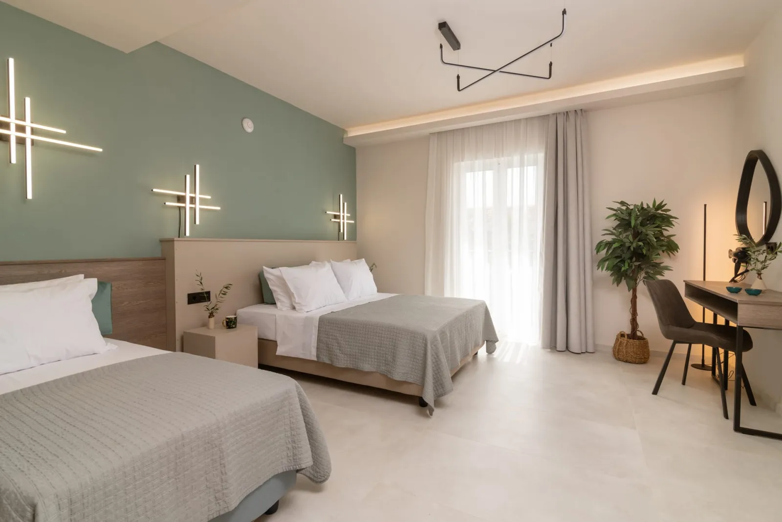 Deluxe Triple Room | Pool View [30 m²]