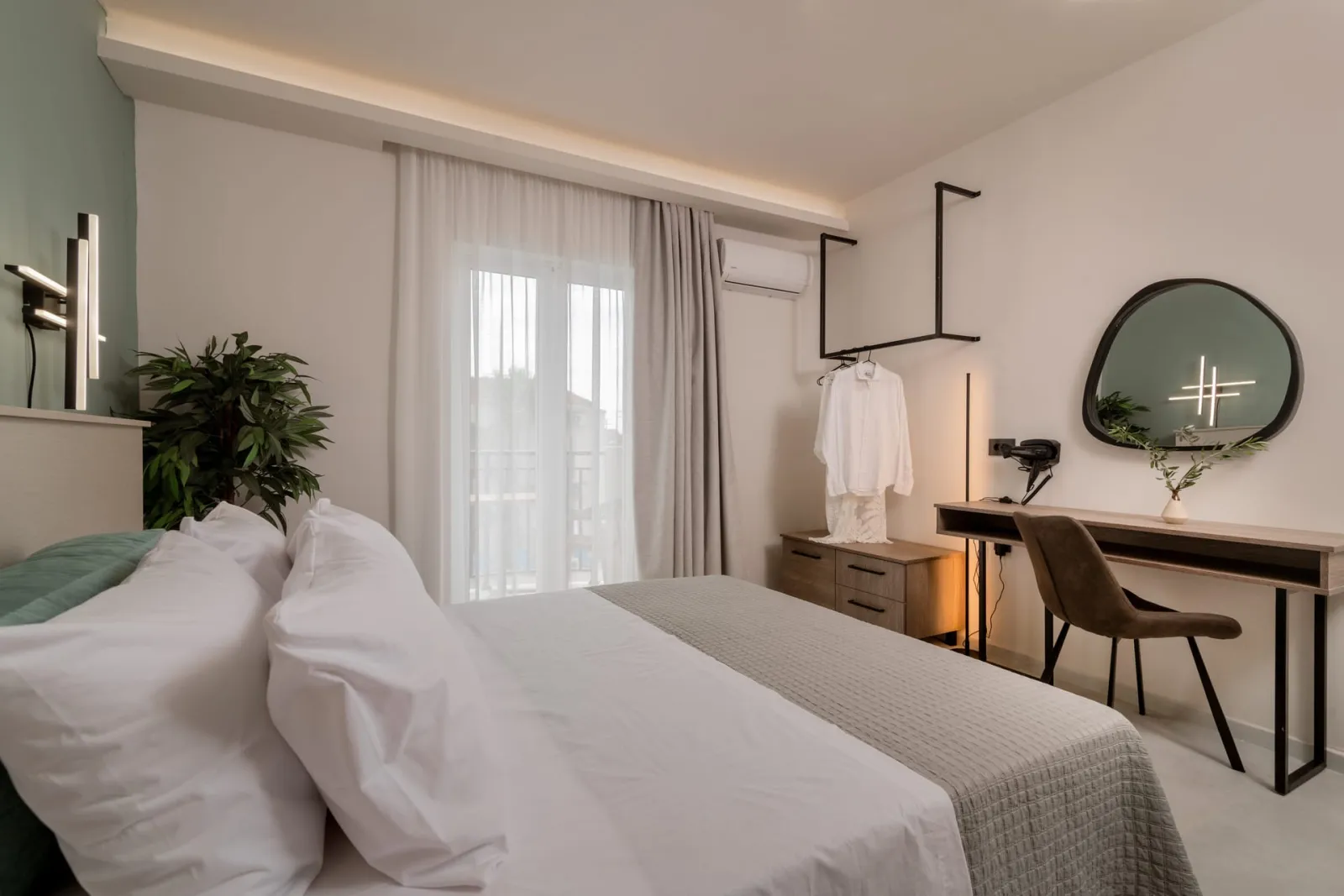 Deluxe Apartment | Pool View [40 m²]