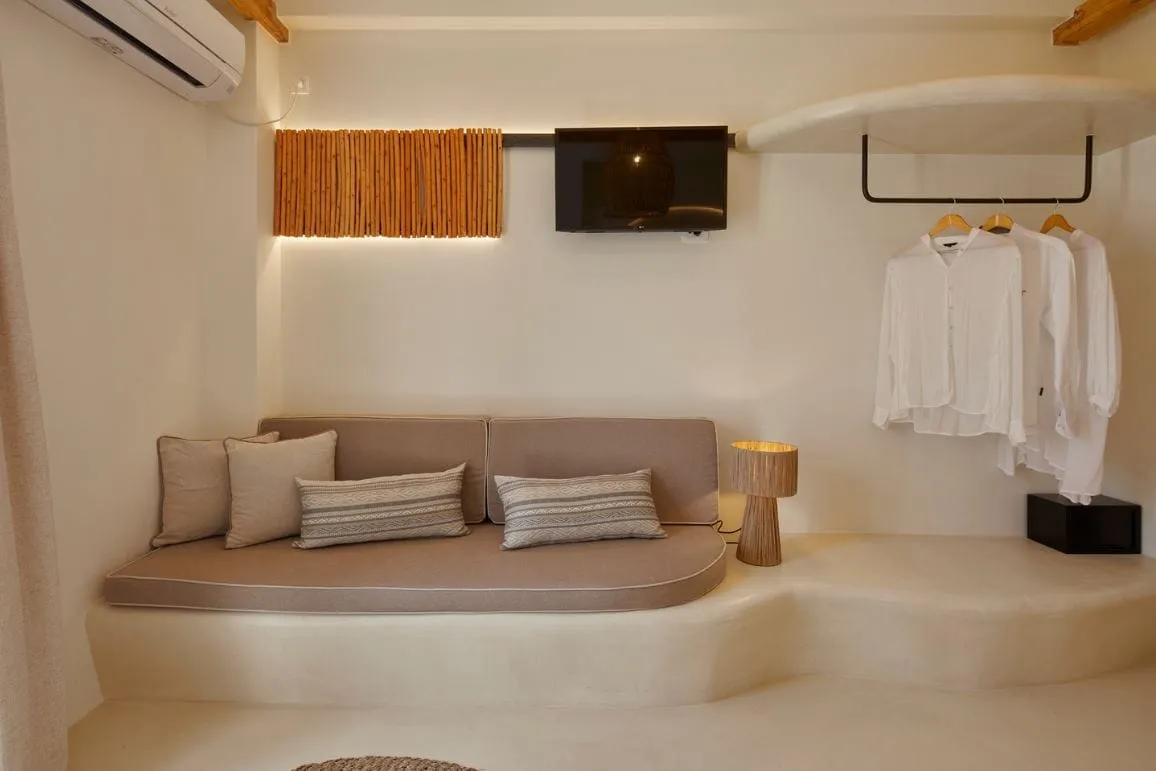 Standard Suite with Pool View