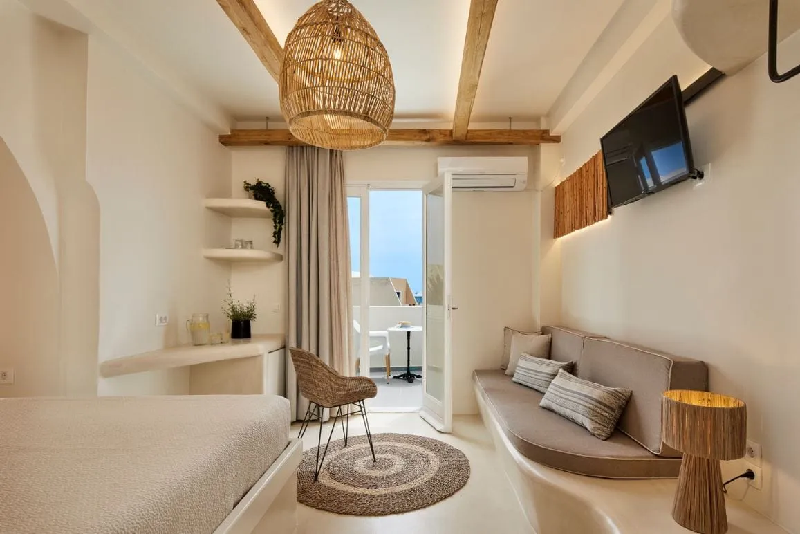 Standard Suite with Pool View