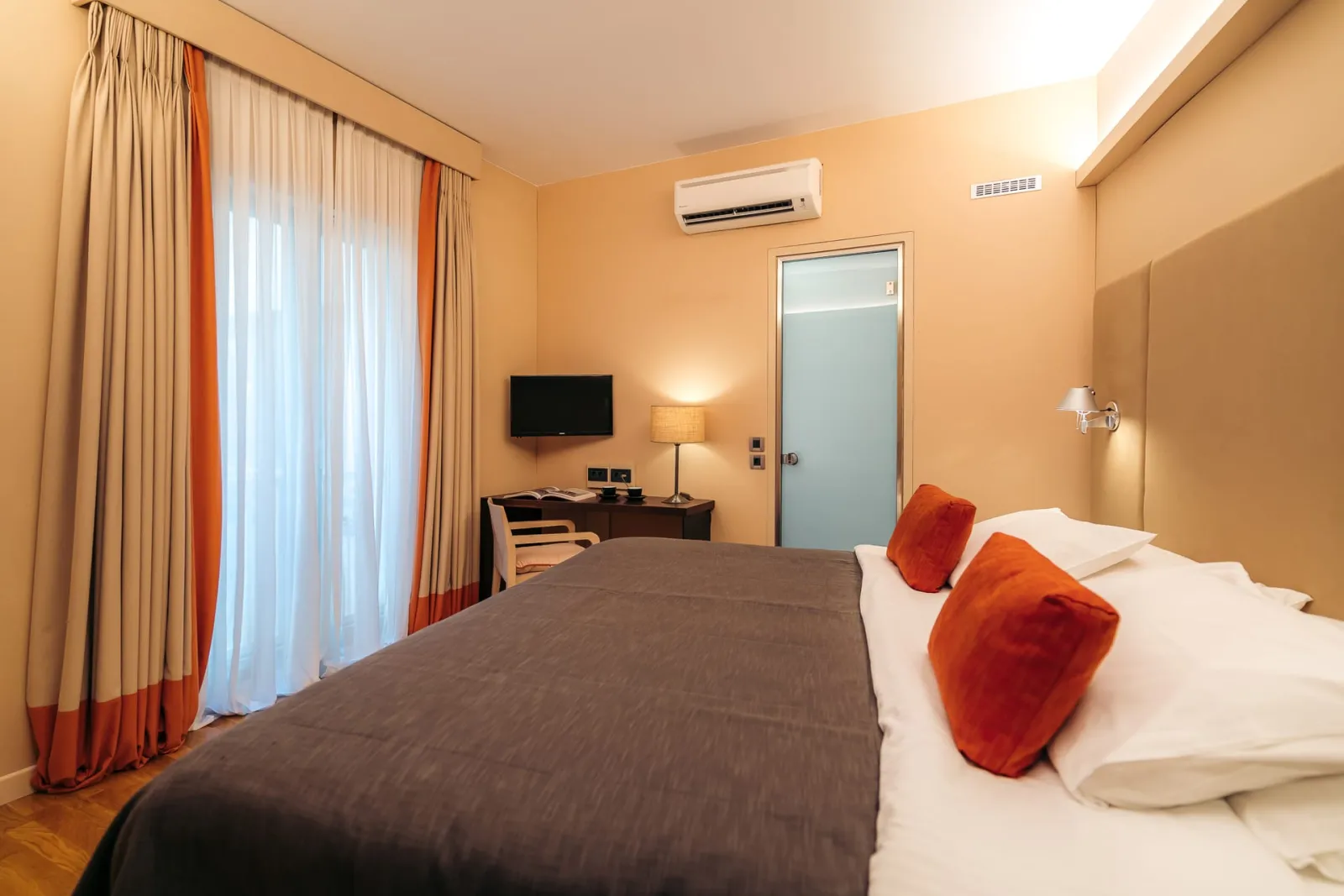 Classic Double / Twin Room | Internal Courtyard View