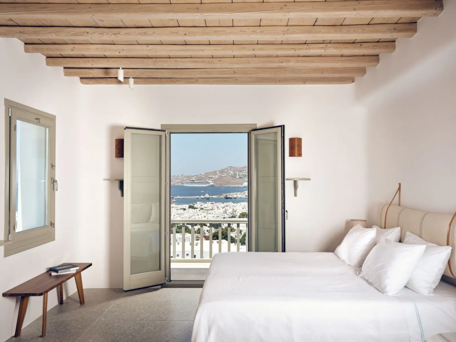 Hilltop Sea View Suite | 250m from Belvedere Hotel plus Shuttle
