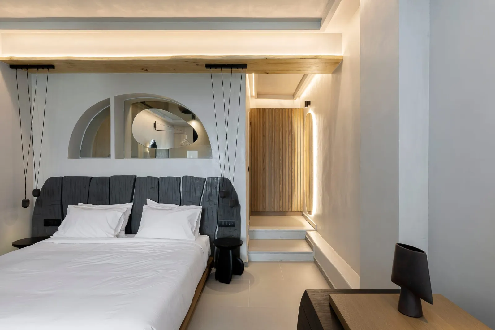 Cave Suite with outdoor hot tub and sea view
