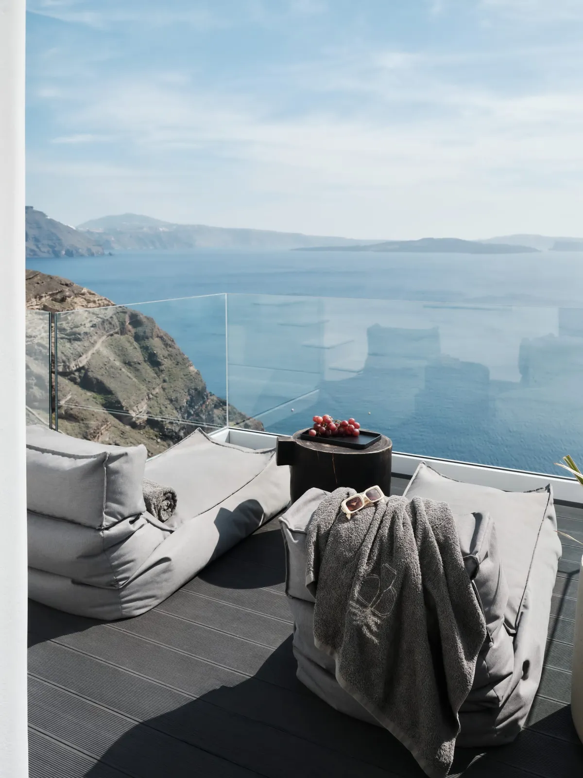 Deluxe Suite with outdoor hot tub and sea view