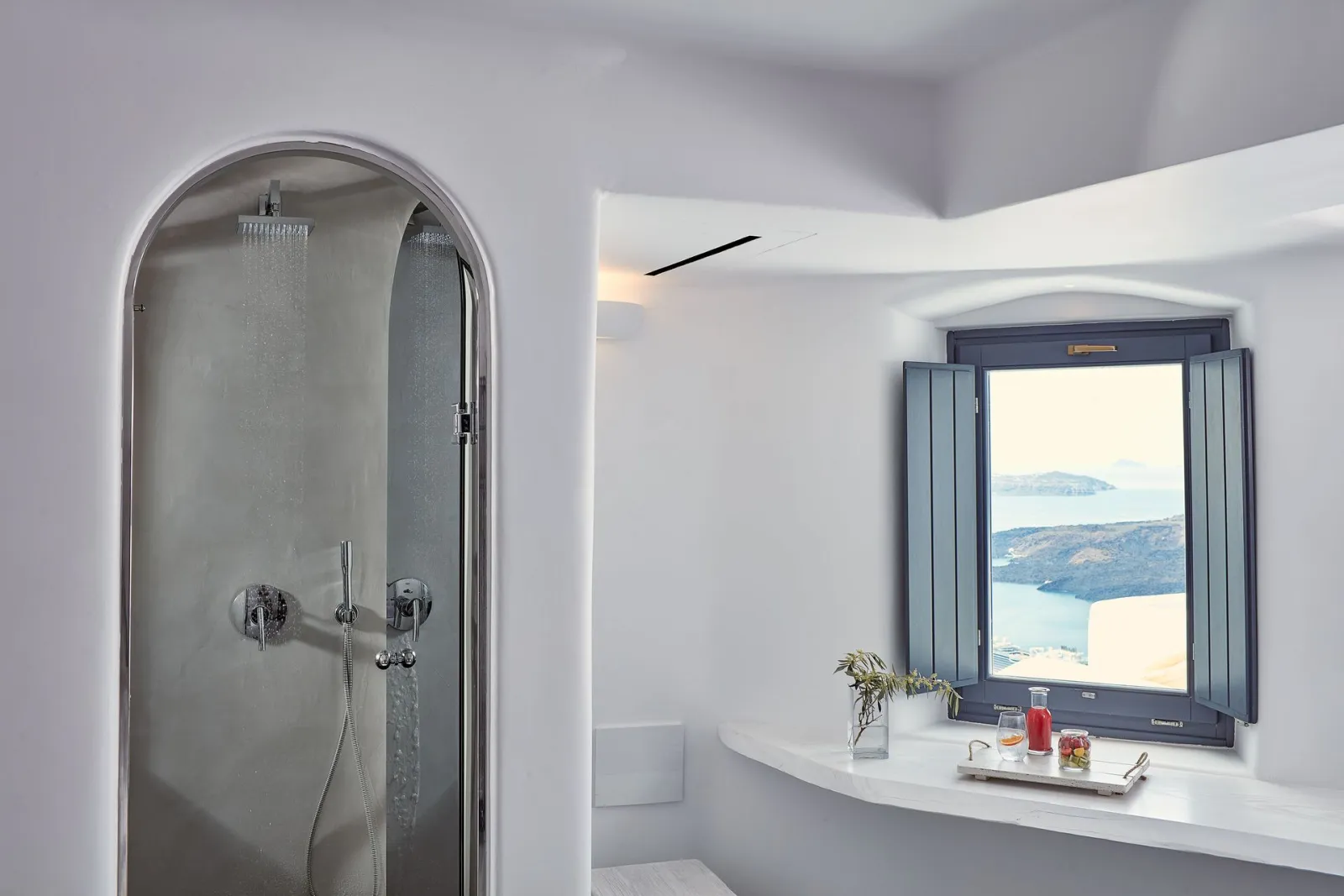Deluxe Double Room with Caldera View