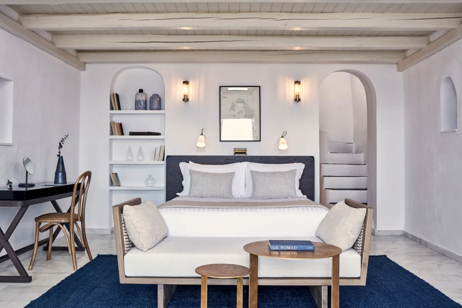 Cave Suite (2-4 guests) with Caldera View