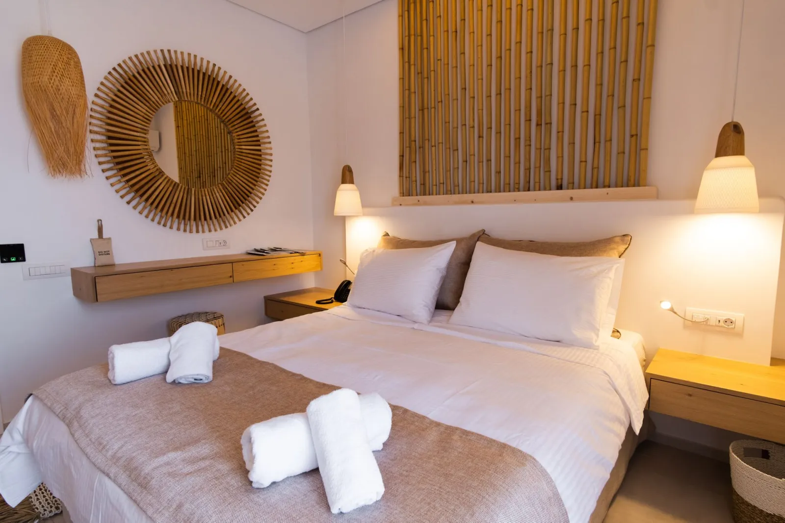 Superior Double Pool View Room